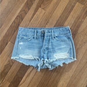 Abercrombie low rise Distressed Denim Women Shorts size 00/24